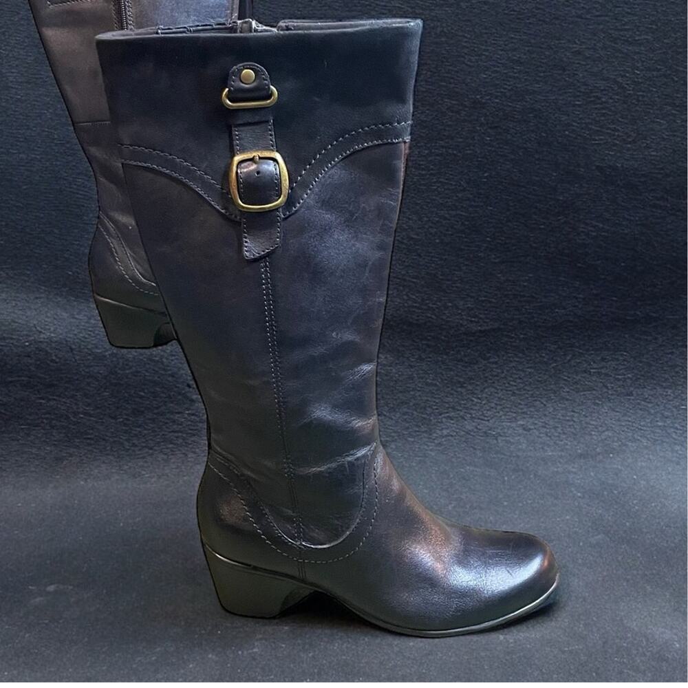Clarks 6M Smooth Black Leather upper with nubuck leather collar brass buckle